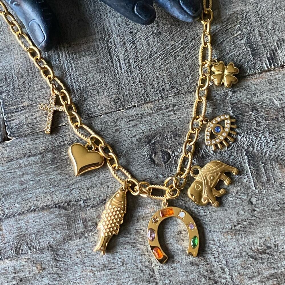 NEW Gold Lucky Charm Layering Necklace - Picture 4 of 8